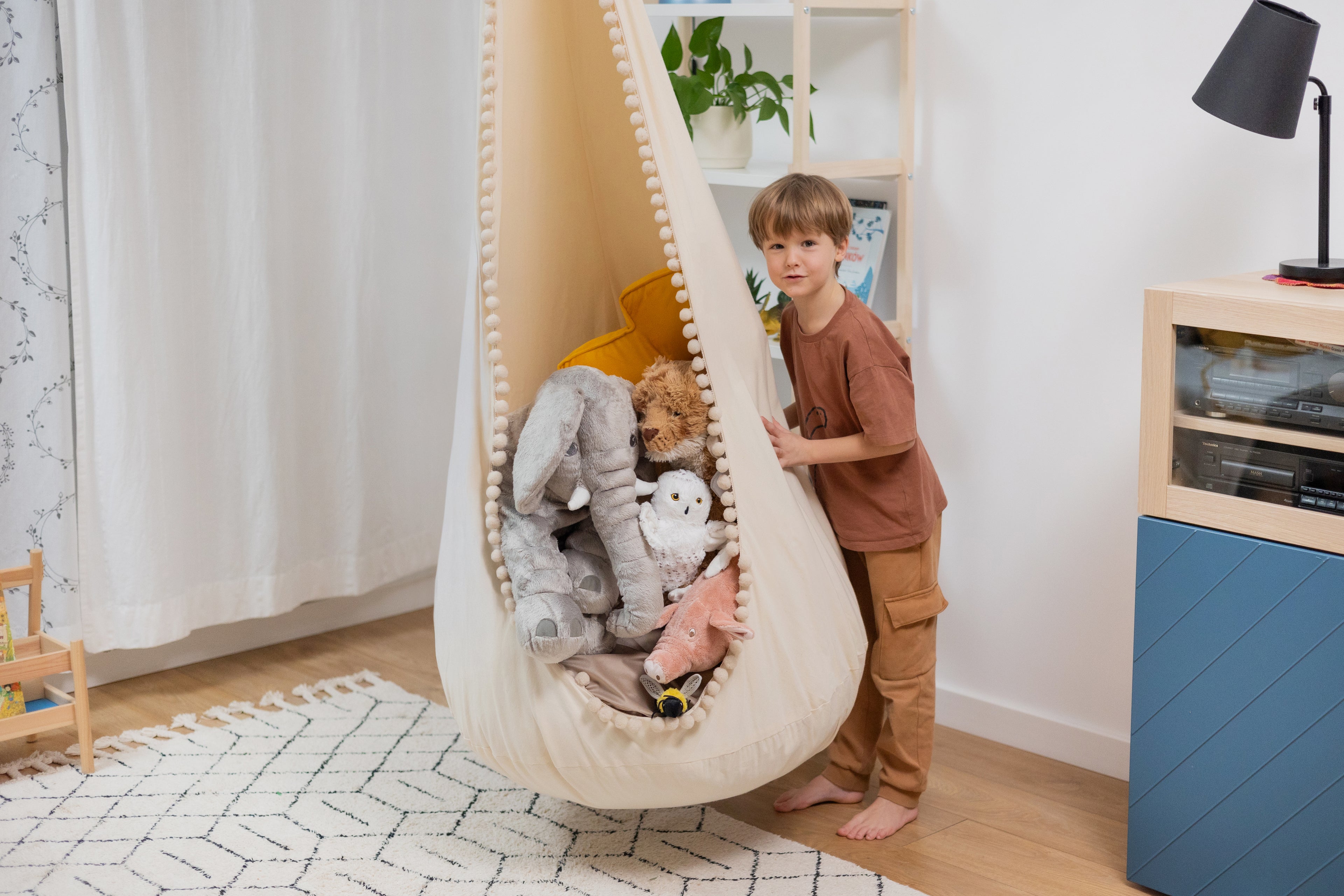 Large Kids Cocoon Swing - Truffle Pom-Pom