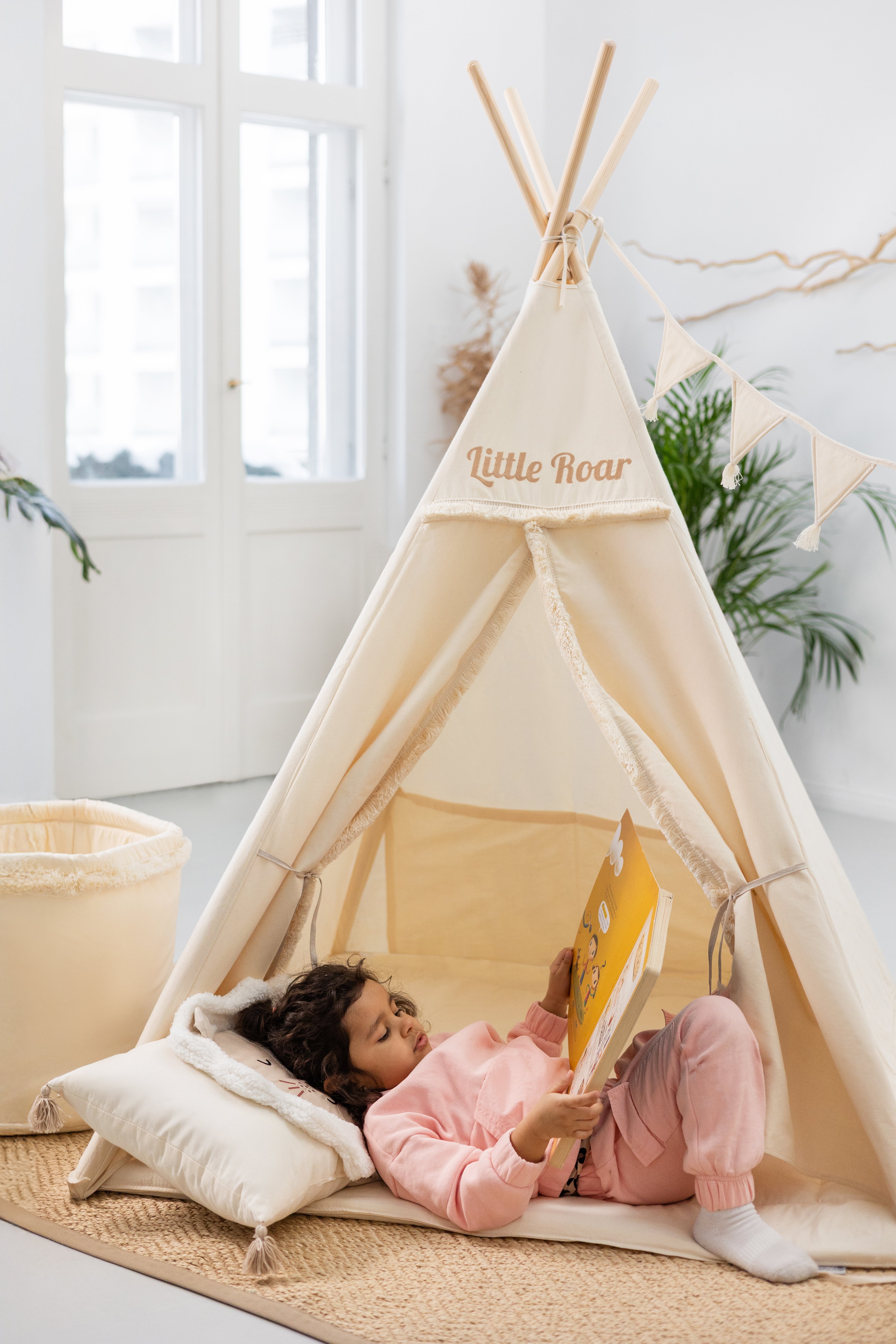 Kids Teepee - Creamy Den