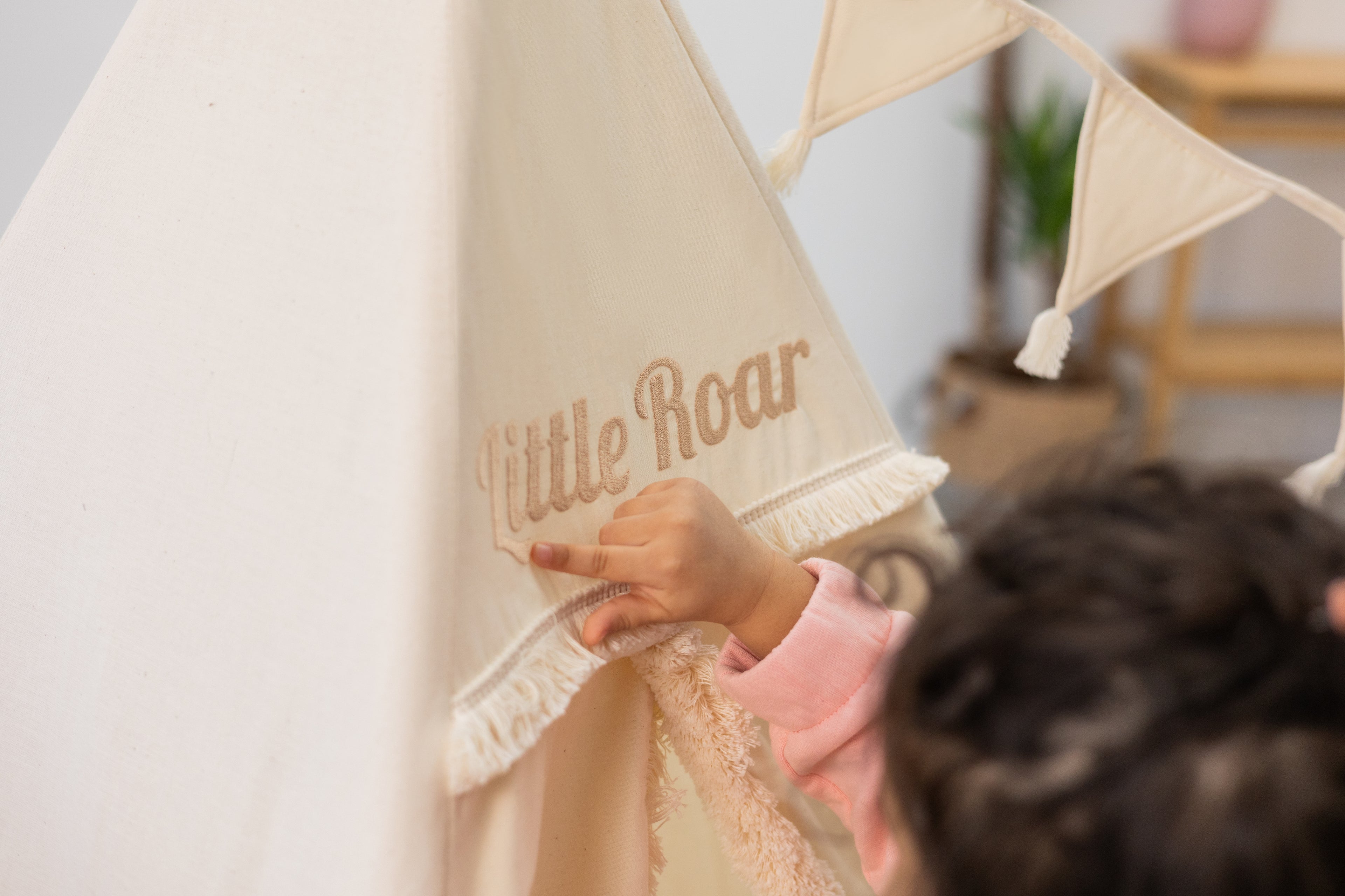 Kids Teepee - Creamy Den