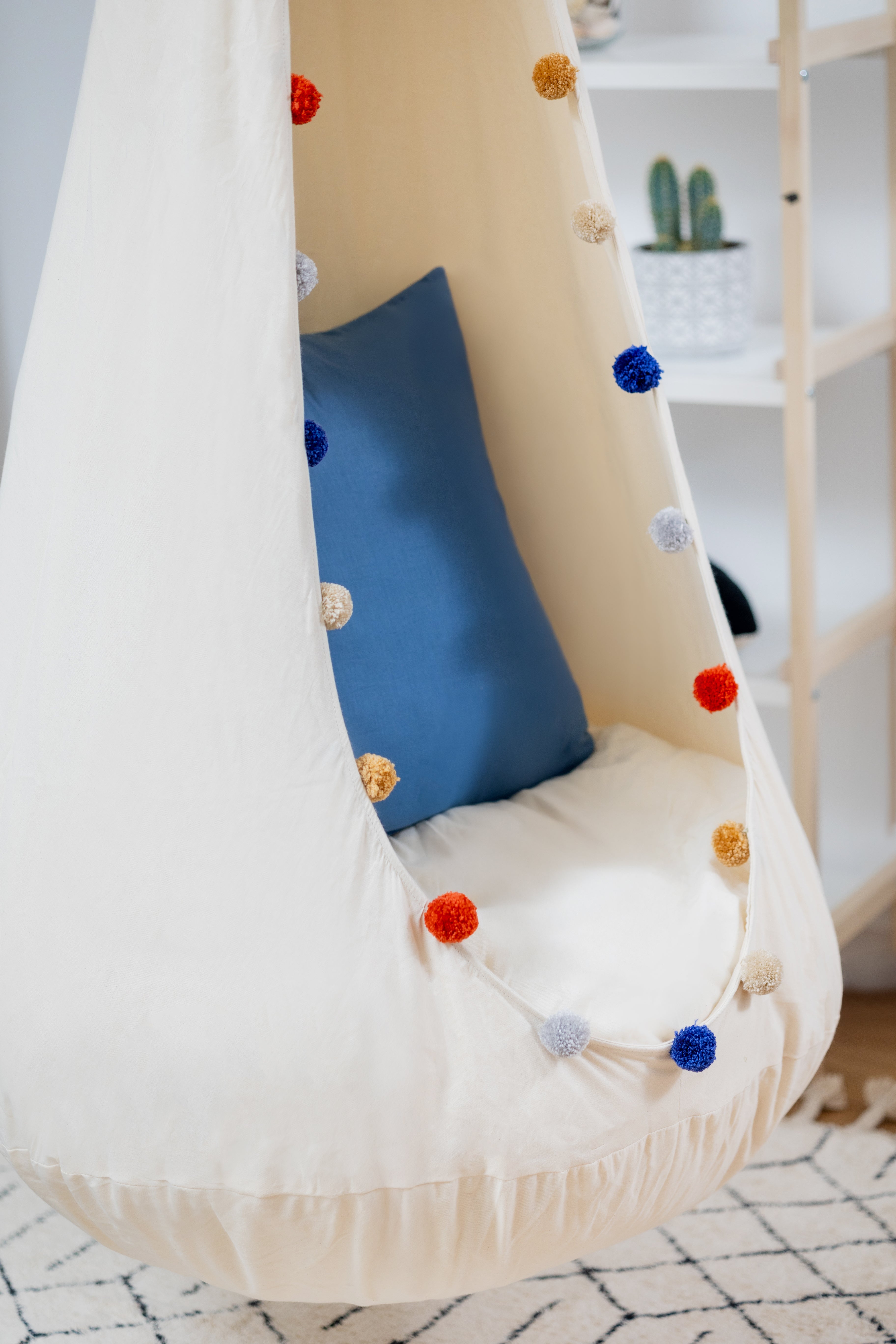 Large Kids Cocoon Swing - Happy PomPoms