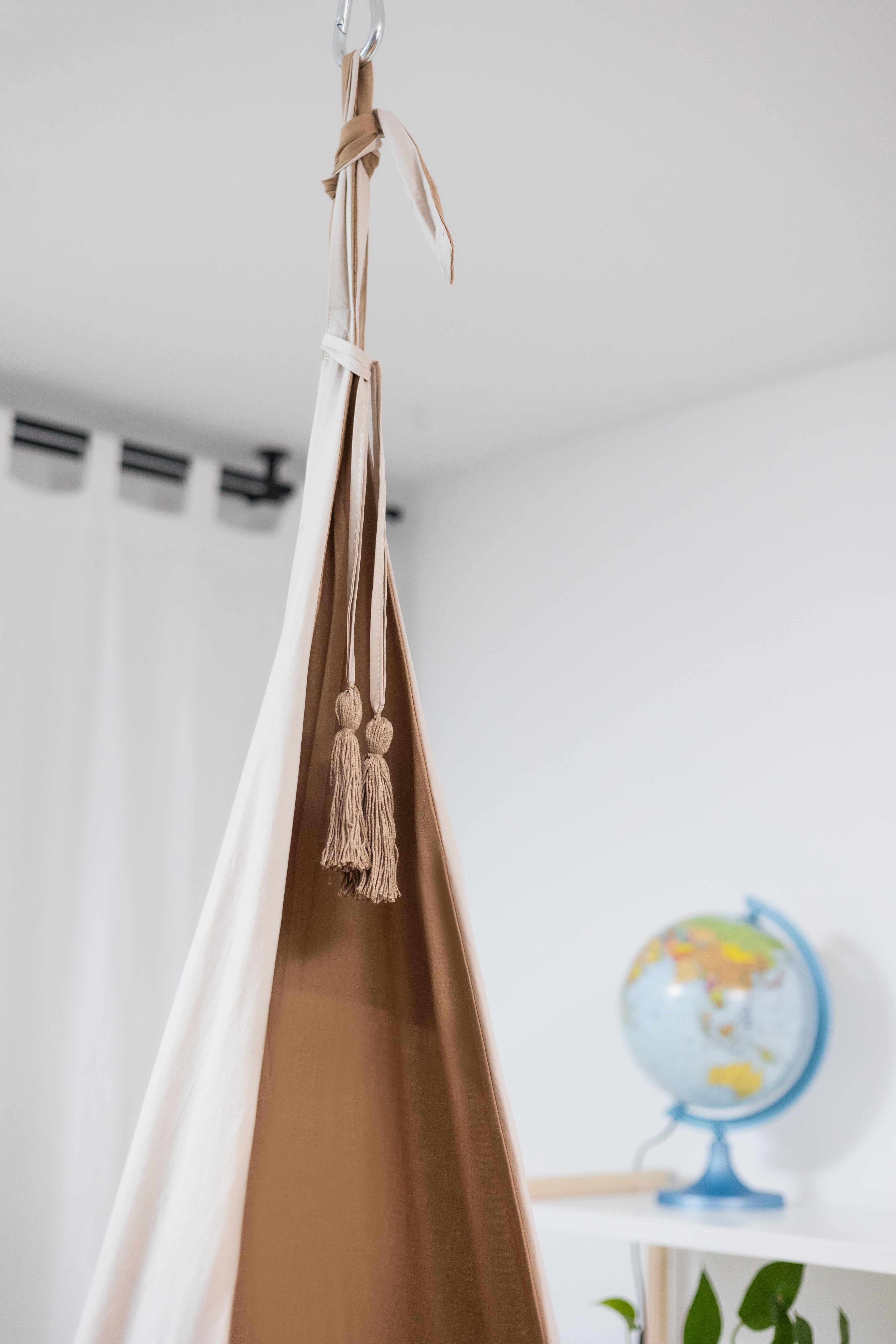 cream/beige cocoon swing | kids cocoon swing | hanging cocoon swings | indoor swing | kids hanging chair swing | cream/beige cocoon swing for kids |