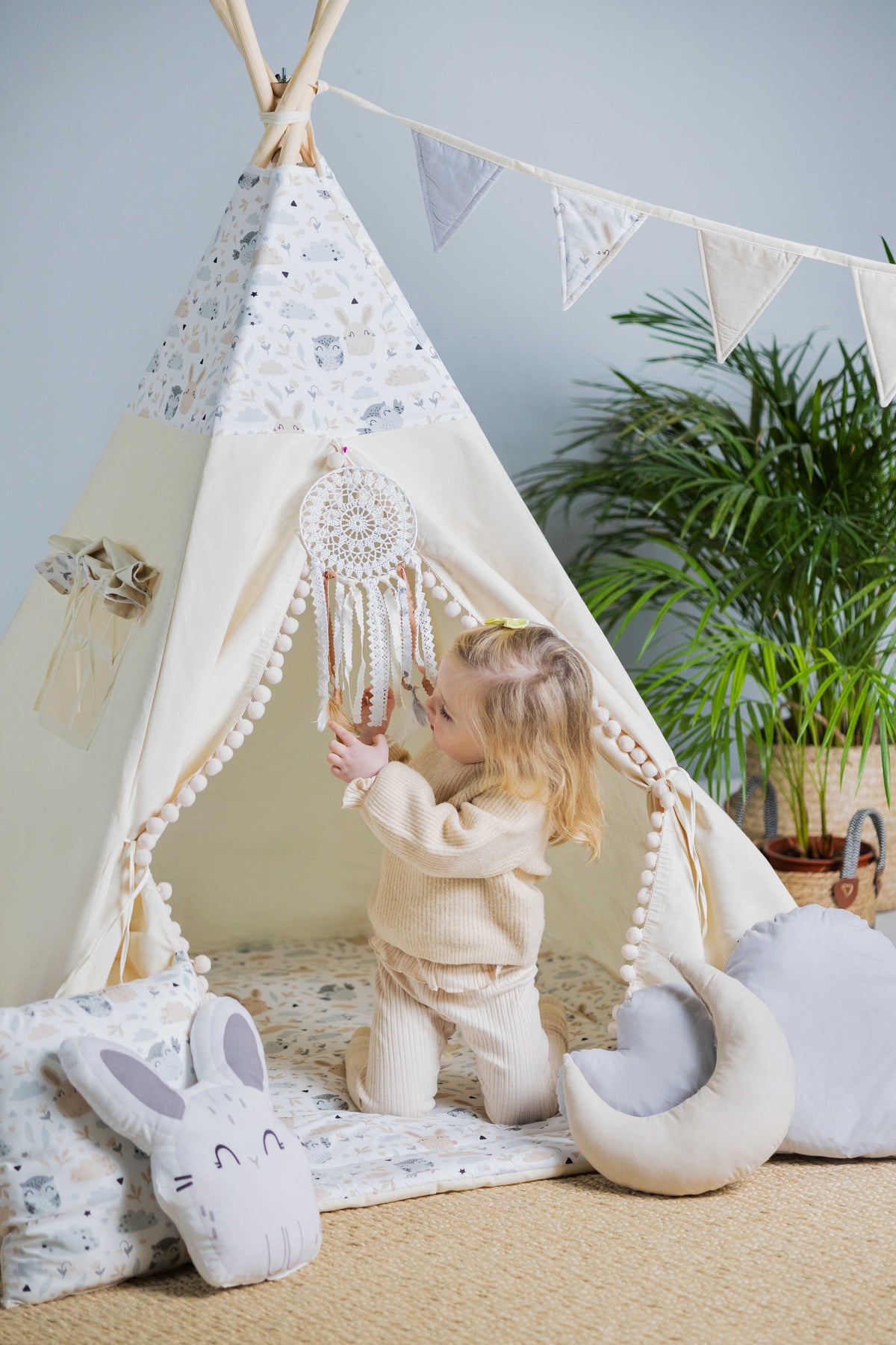Kids Tipi Tent - Bunnies & Owls