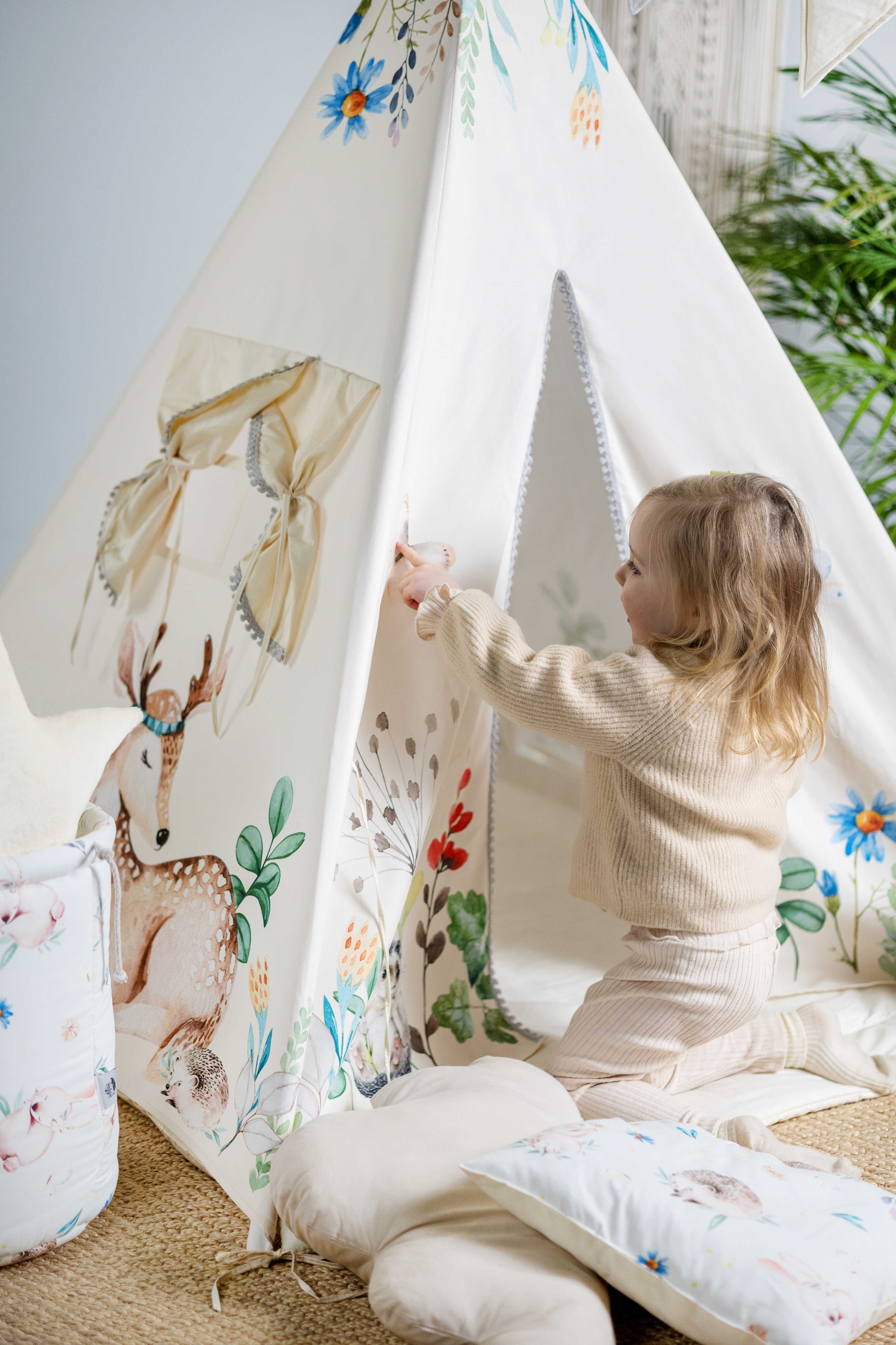 Kids Tipi Tent - Happy Forest