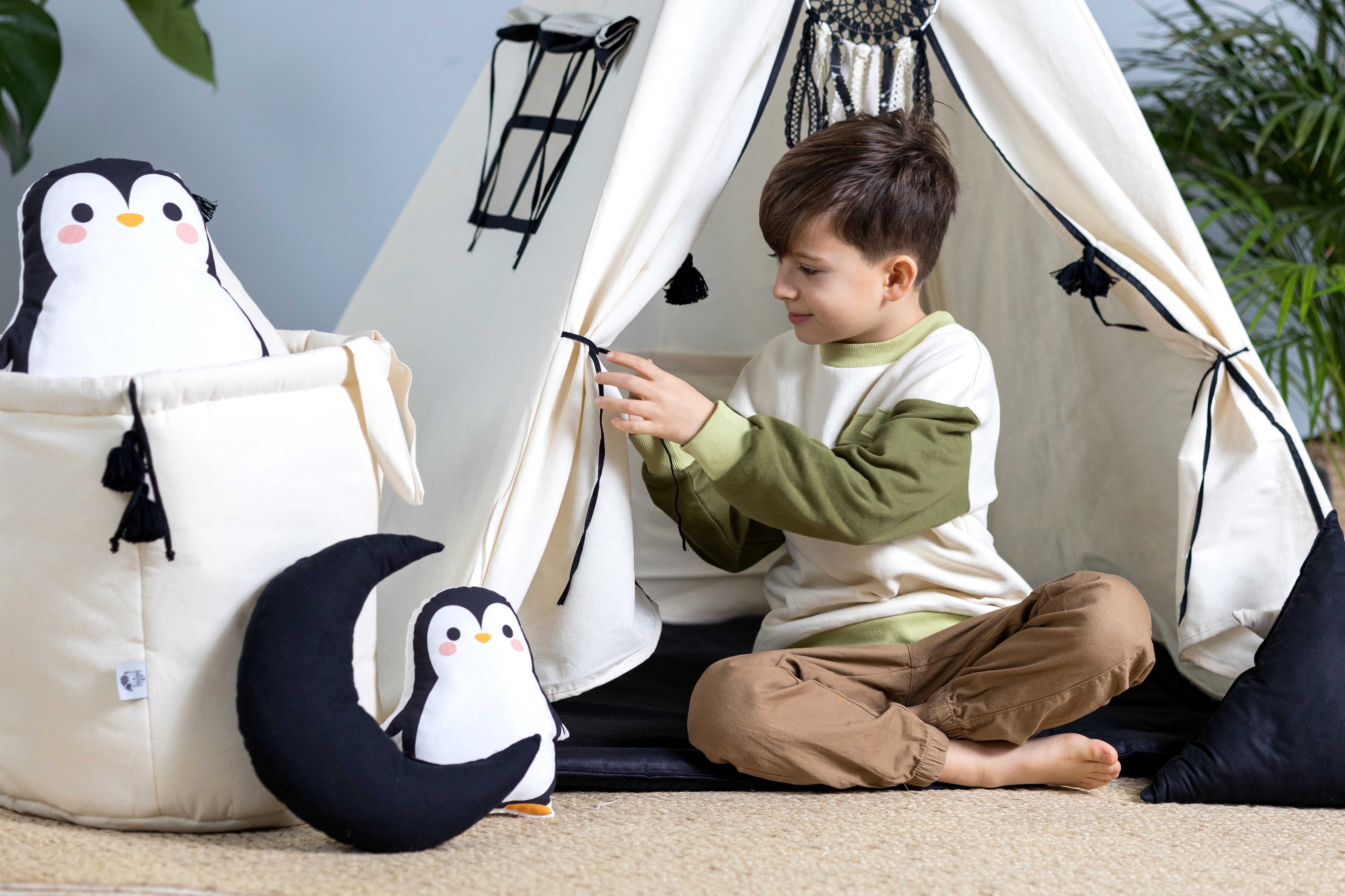Kids Teepee - Cream & Black Tassels