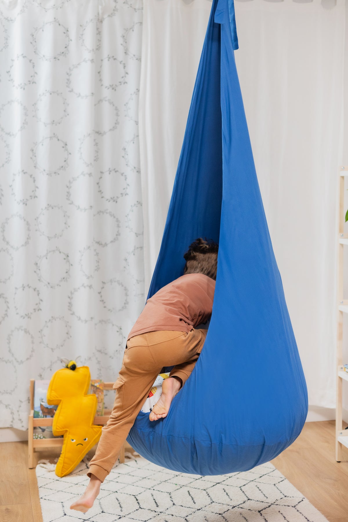 Kids Cocoon Swing - Dream Driver