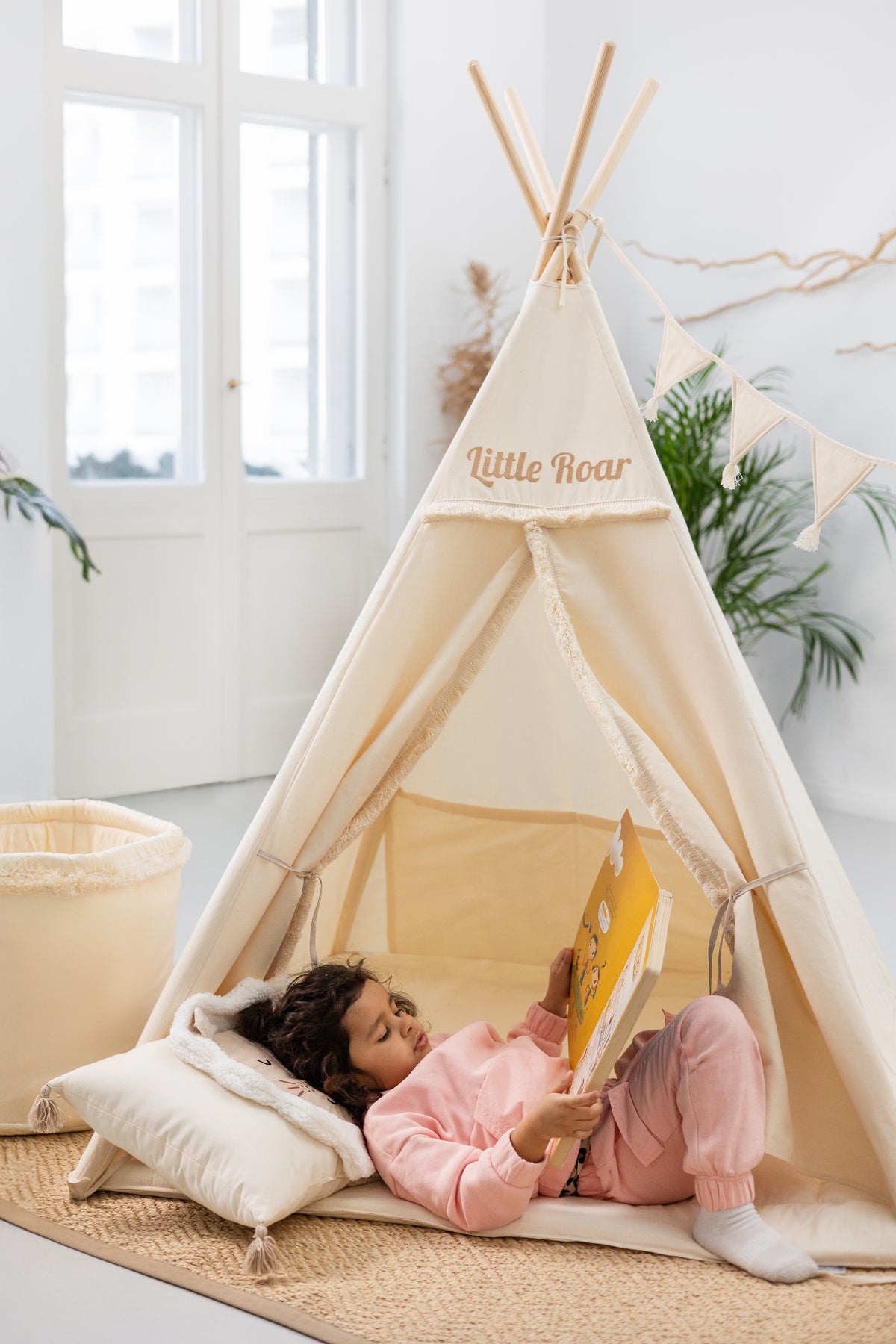 Kids Teepee - Creamy Den