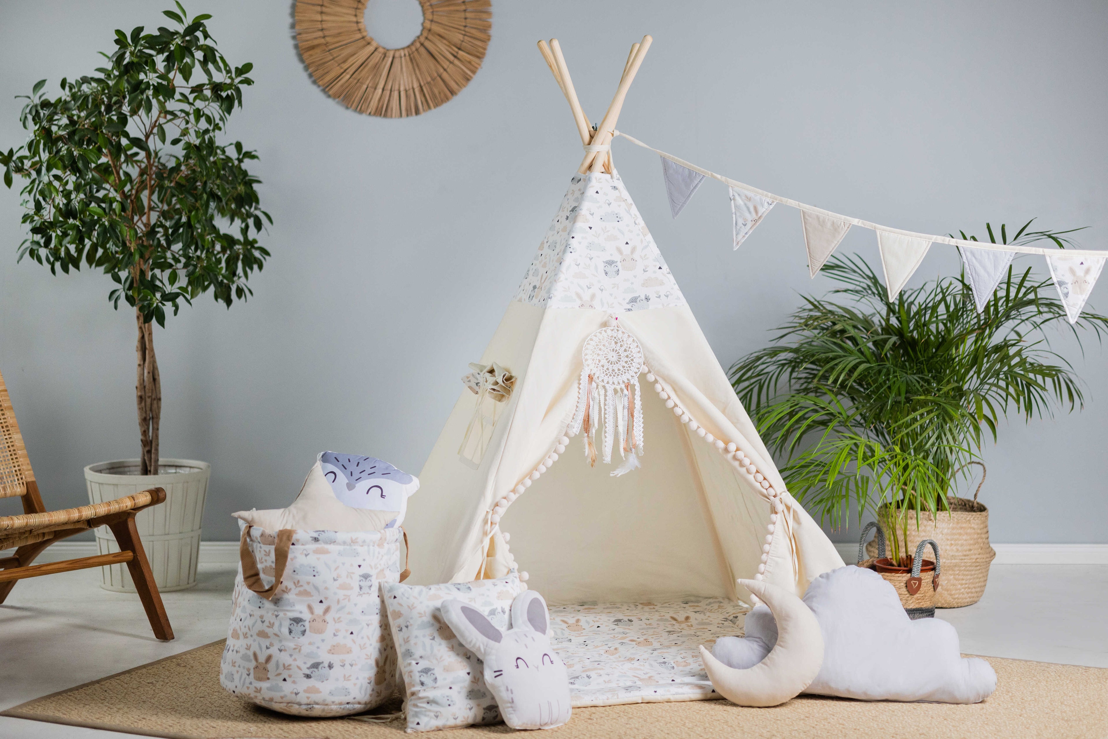 Kids Tipi Tent - Bunnies &amp; Owls