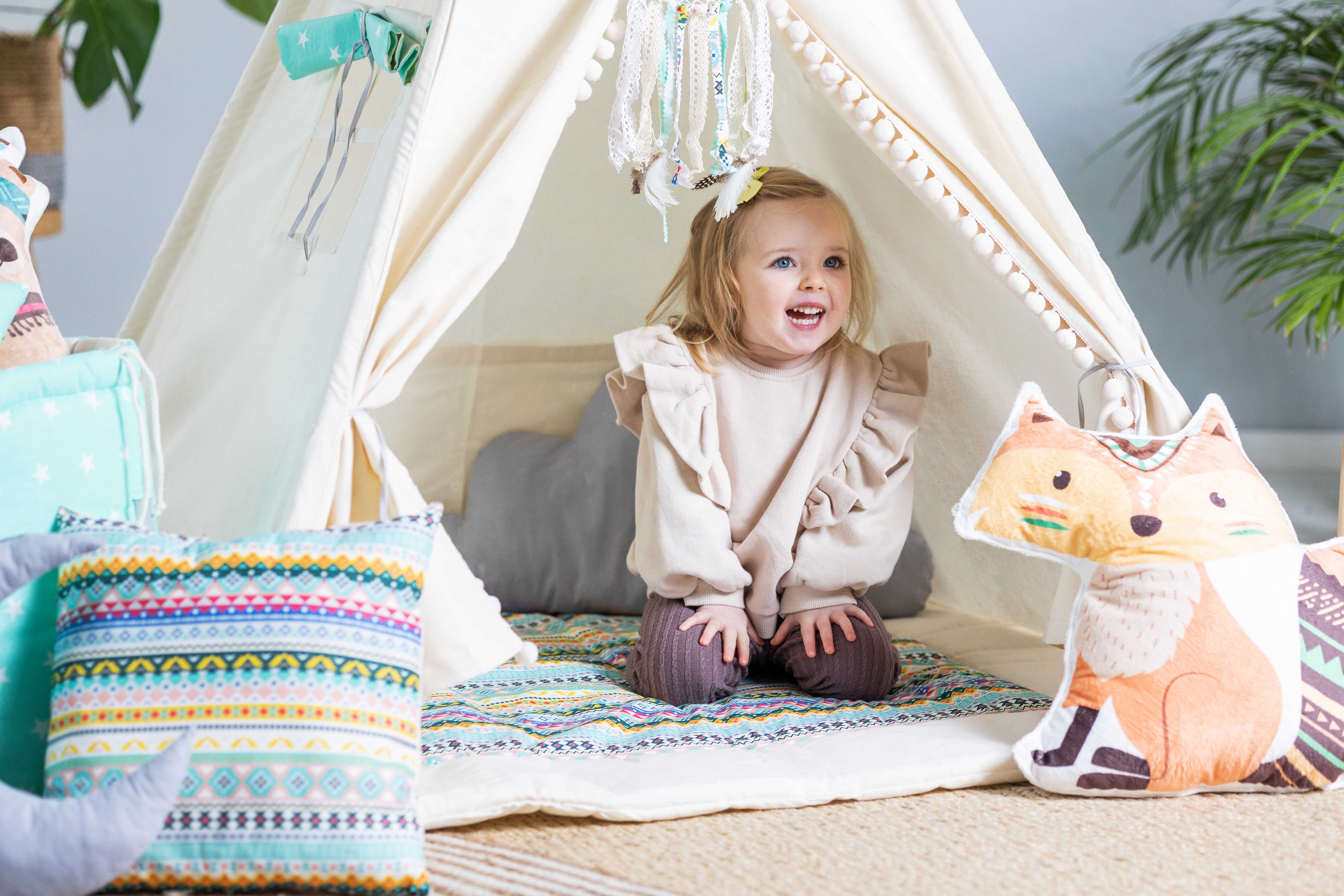 Kids Tipi Tent - Indian Adventure