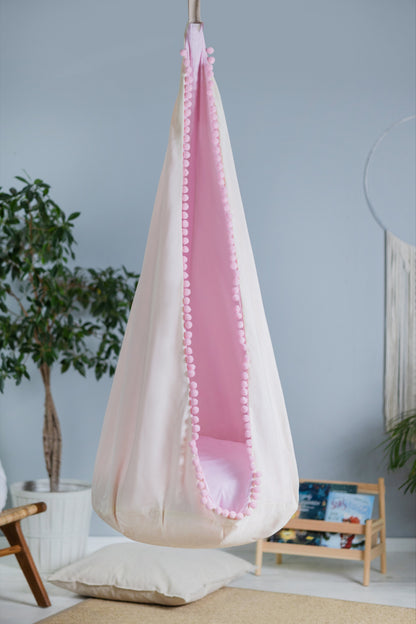 Home Deluxe, Sedia sospesa in polyrattan. Cuscino per seduta e Home Deluxe, Sedia sospesa in polyrattan. Cuscino per seduta e